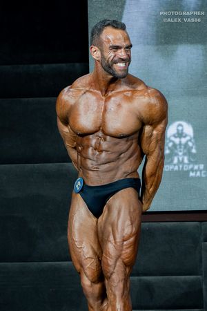 CLASSIC  PHYSIQUE OVERALL